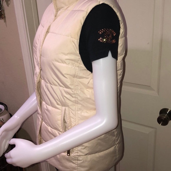 Banana Republic Vest - Picture 5 of 12